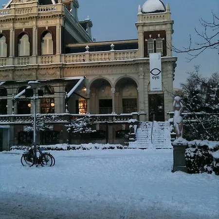 Petit Paris Amszterdam